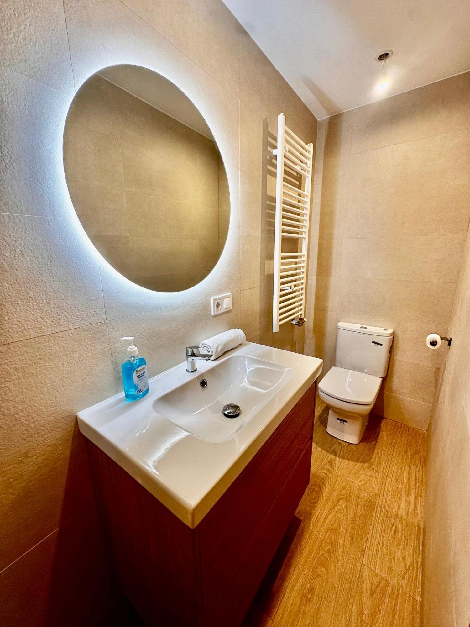 Atuaire Home Balcon Con Vistas A La Catedral De Burgo Екстериор снимка